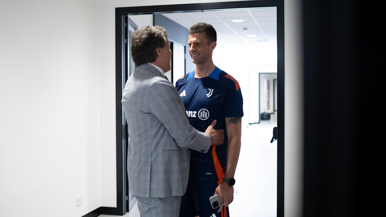 Thiago Motta S First Day At Juventus Welcome Coach Video Juventus