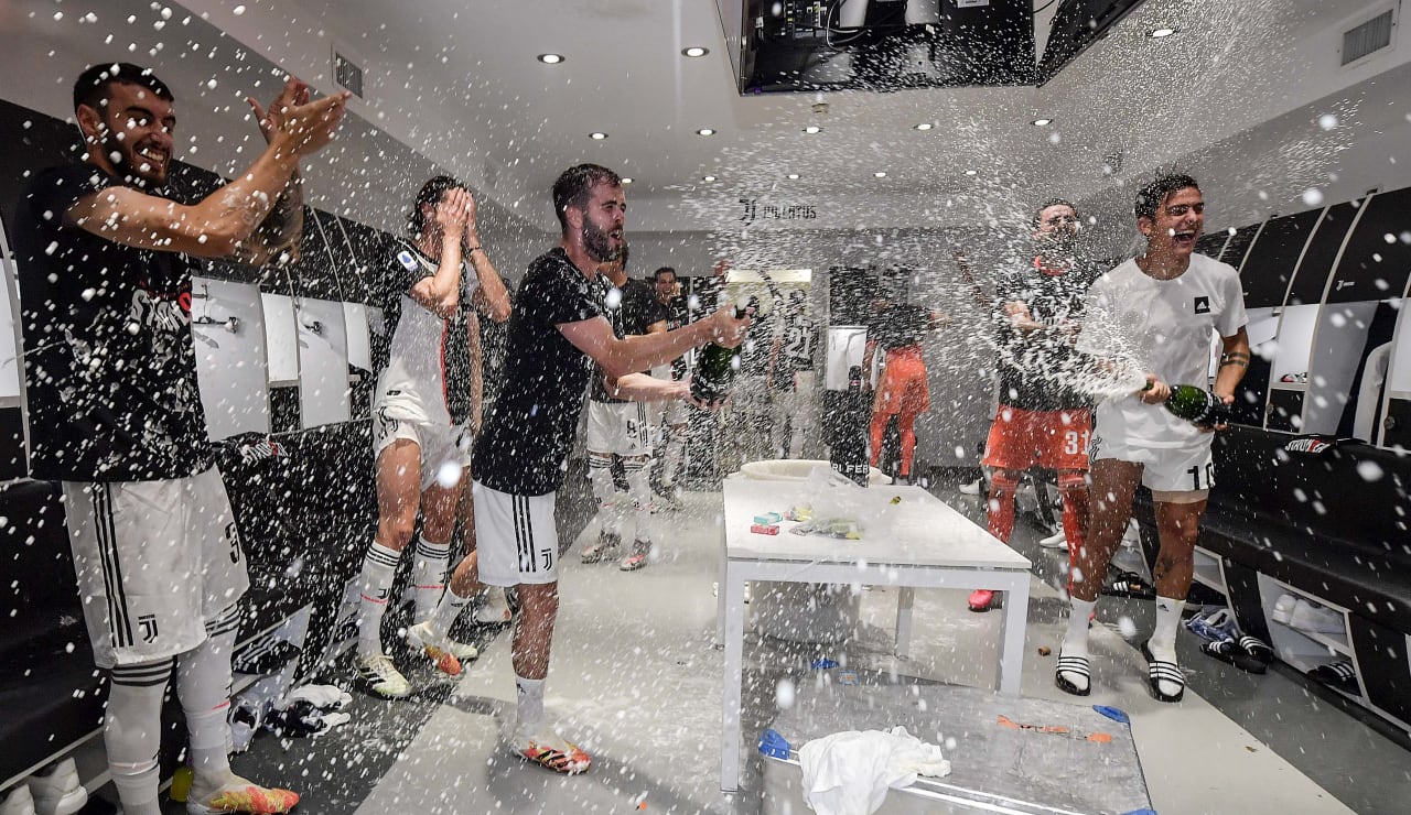 Celebration & Bubbles - Juventus