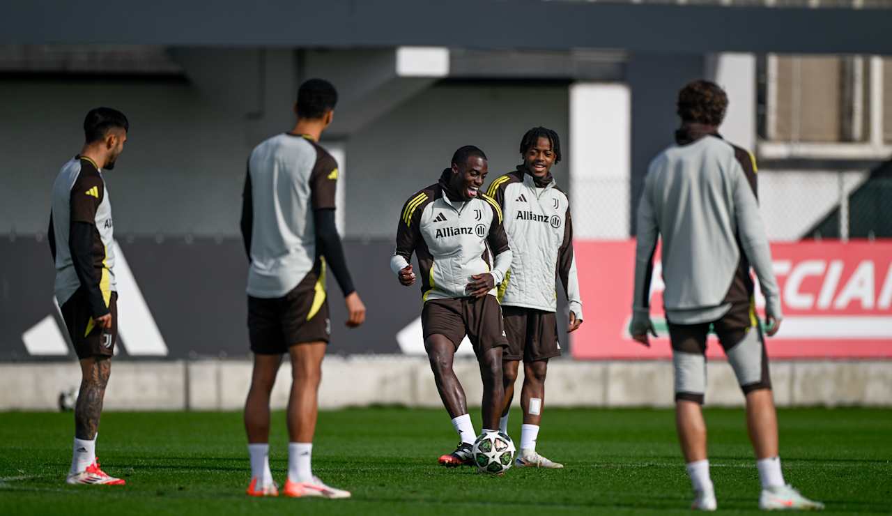 ucl training psv 10 feb 25 10