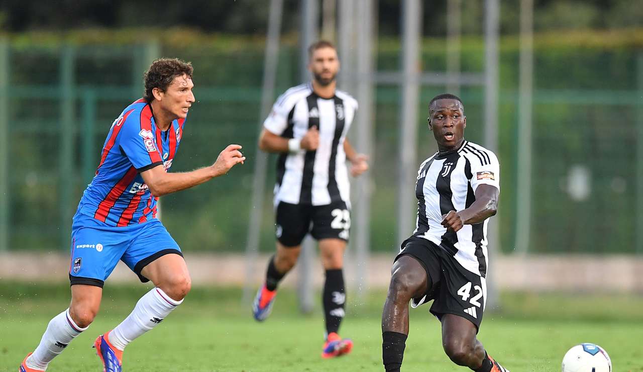 juventus next gen catania 2425 3