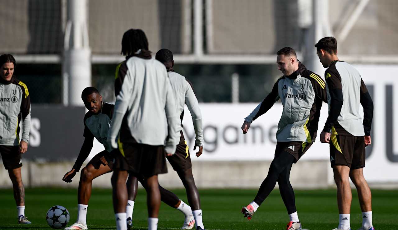 Juventus Training - 26-11-2024 - 11