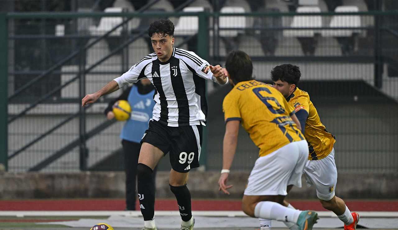 Juventus_Next_Gen_Giugliano 4