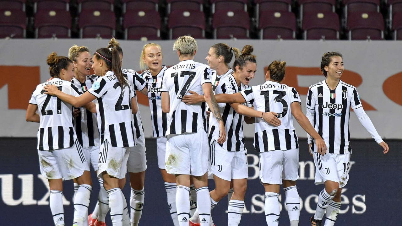 Watch UEFA Women's Champions League - Gol Collection MD2 Online