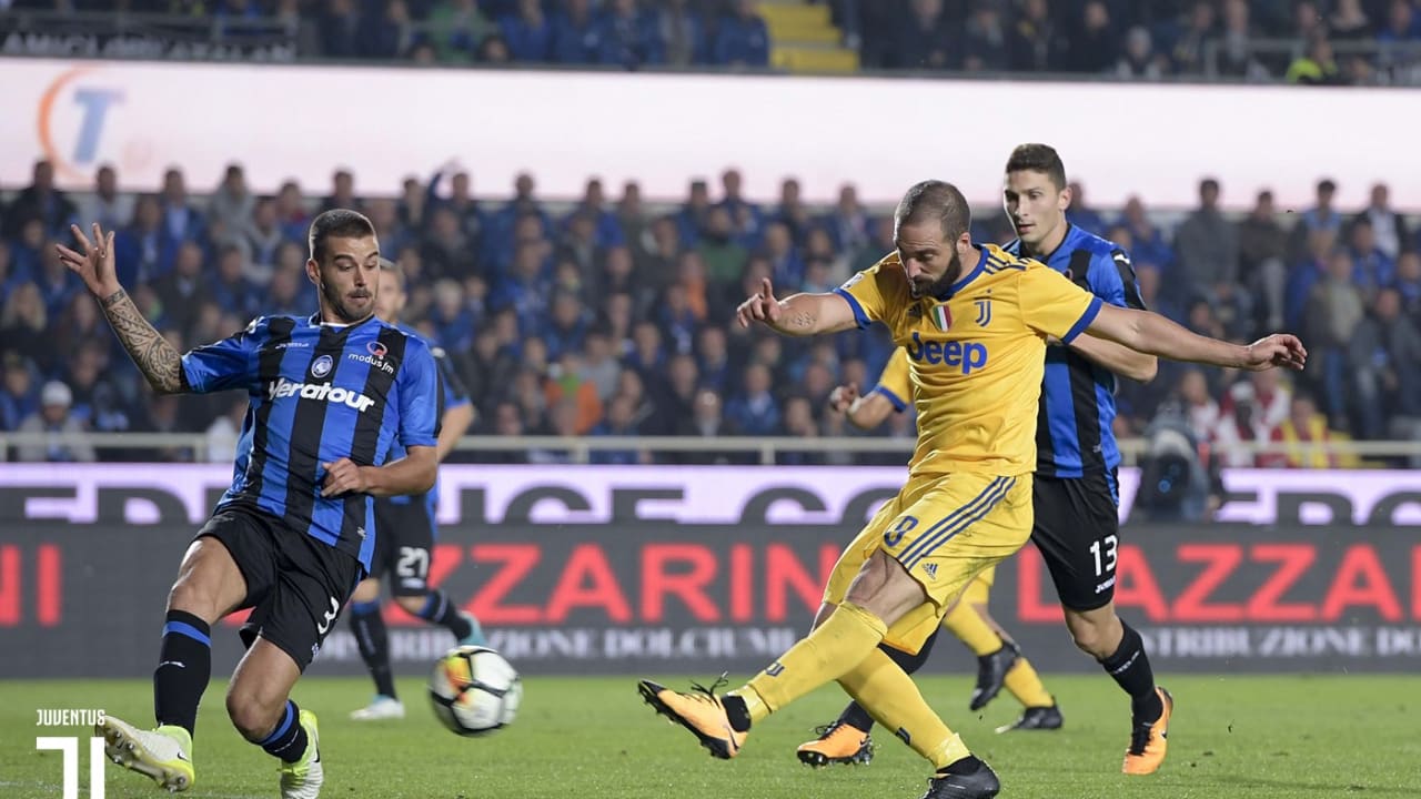 アタランタと互角の一戦を演じる Juventus