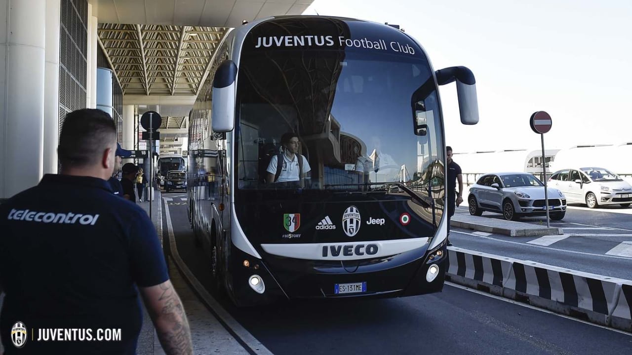 ユベントス Jeep ツアー16 公式進行中 Juventus