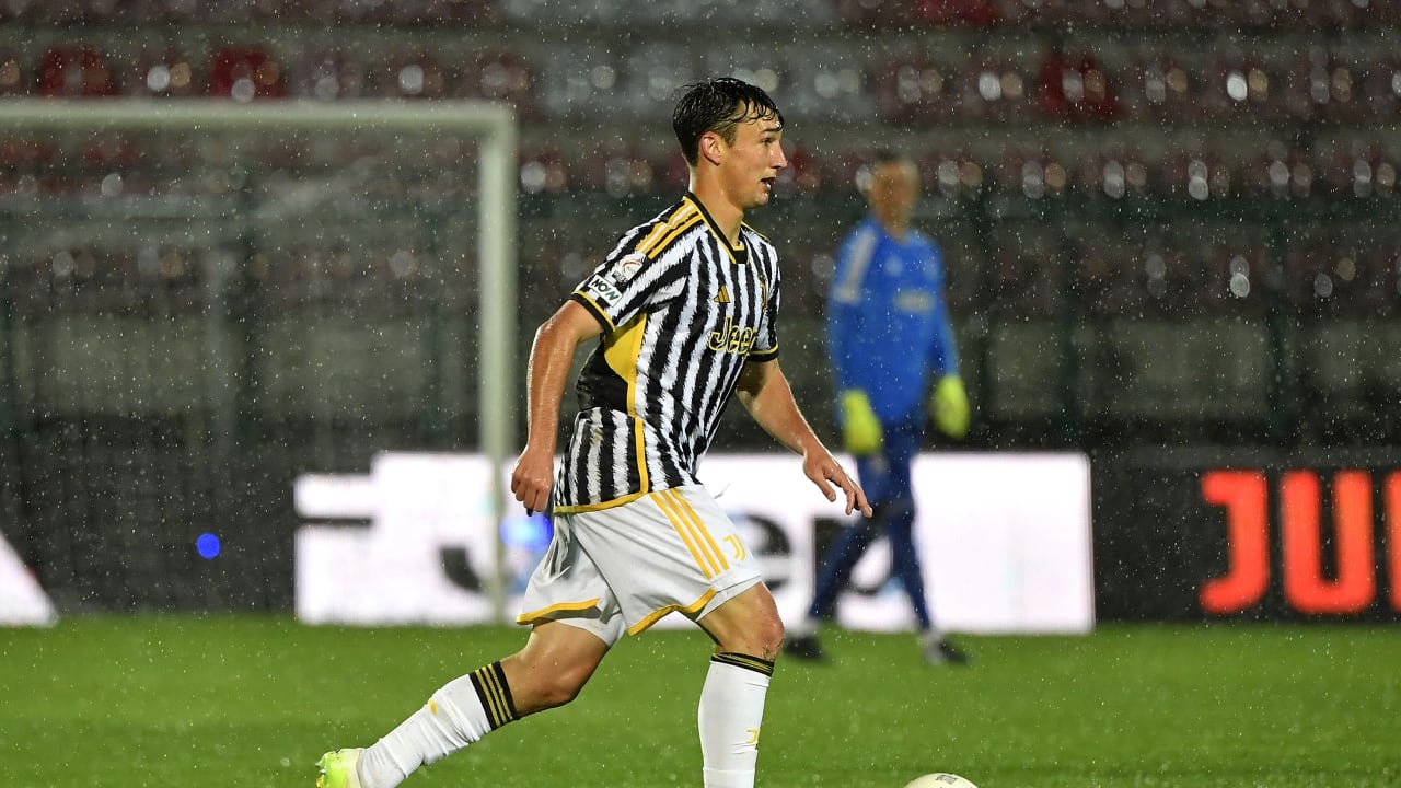 Samuele Damiani durante Juventus Next Gen-Arezzo del 7 maggio 2024