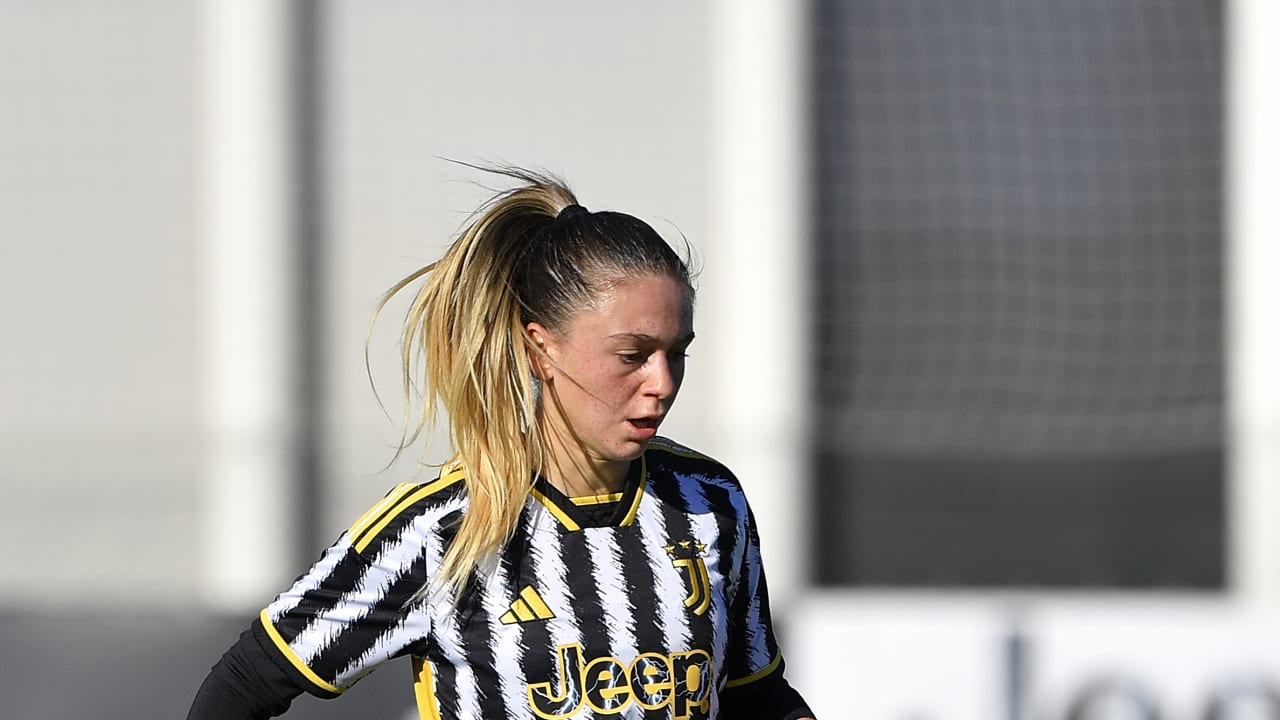 Giorgia Berveglieri in azione con la Primavera femminile