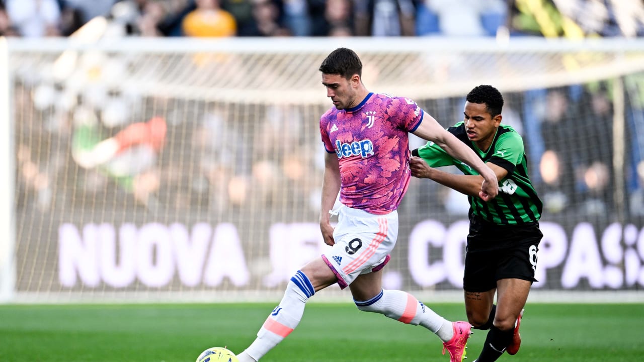 Vlahovic e Rogerio in Sassuolo-Juve