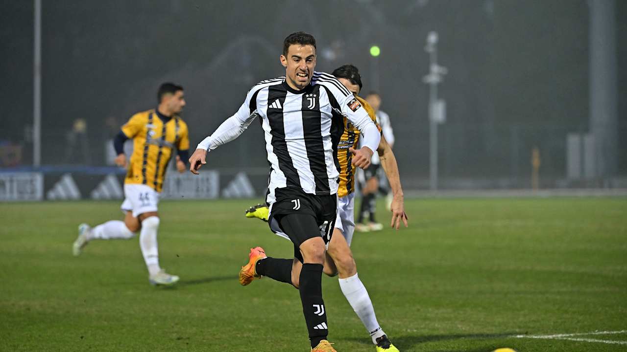 Juventus_Next_Gen_Giugliano 12