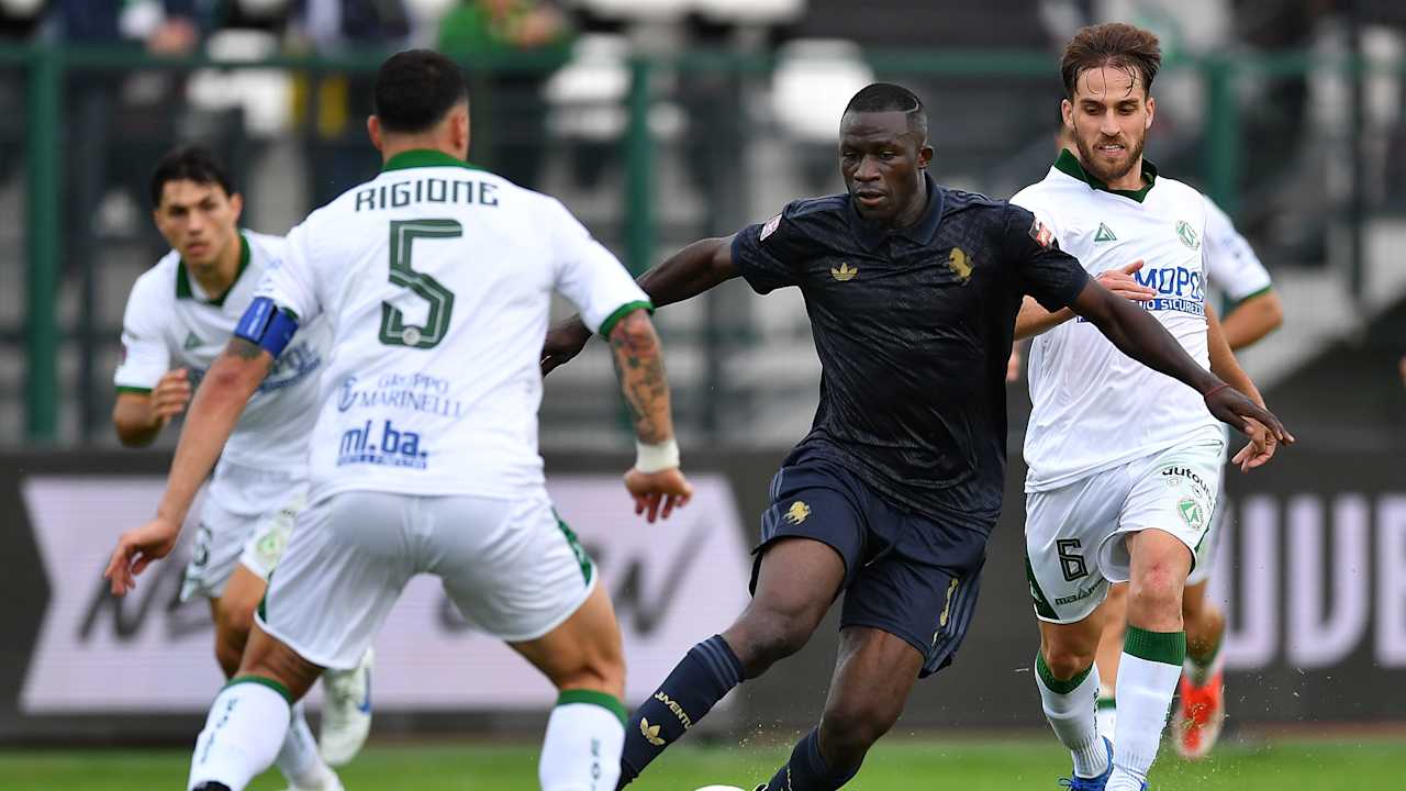 Afena-Gyan in azione durante Juventus Next Gen-Avellino