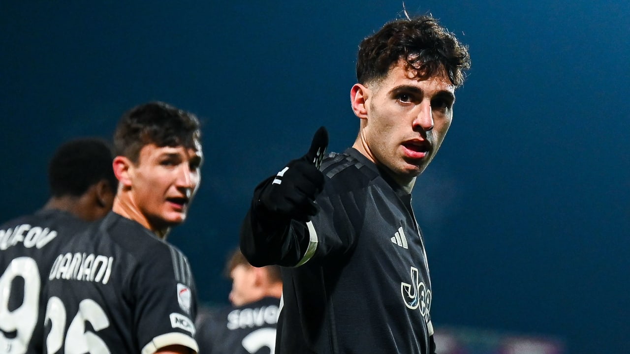 Luis Hasa in campo durante Virtus Entella-Juventus Next Gen