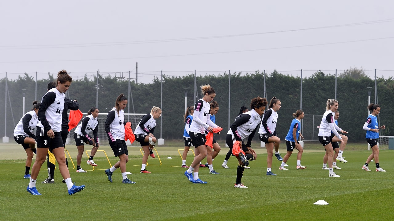 Bianconere in allenamento a Vinovo