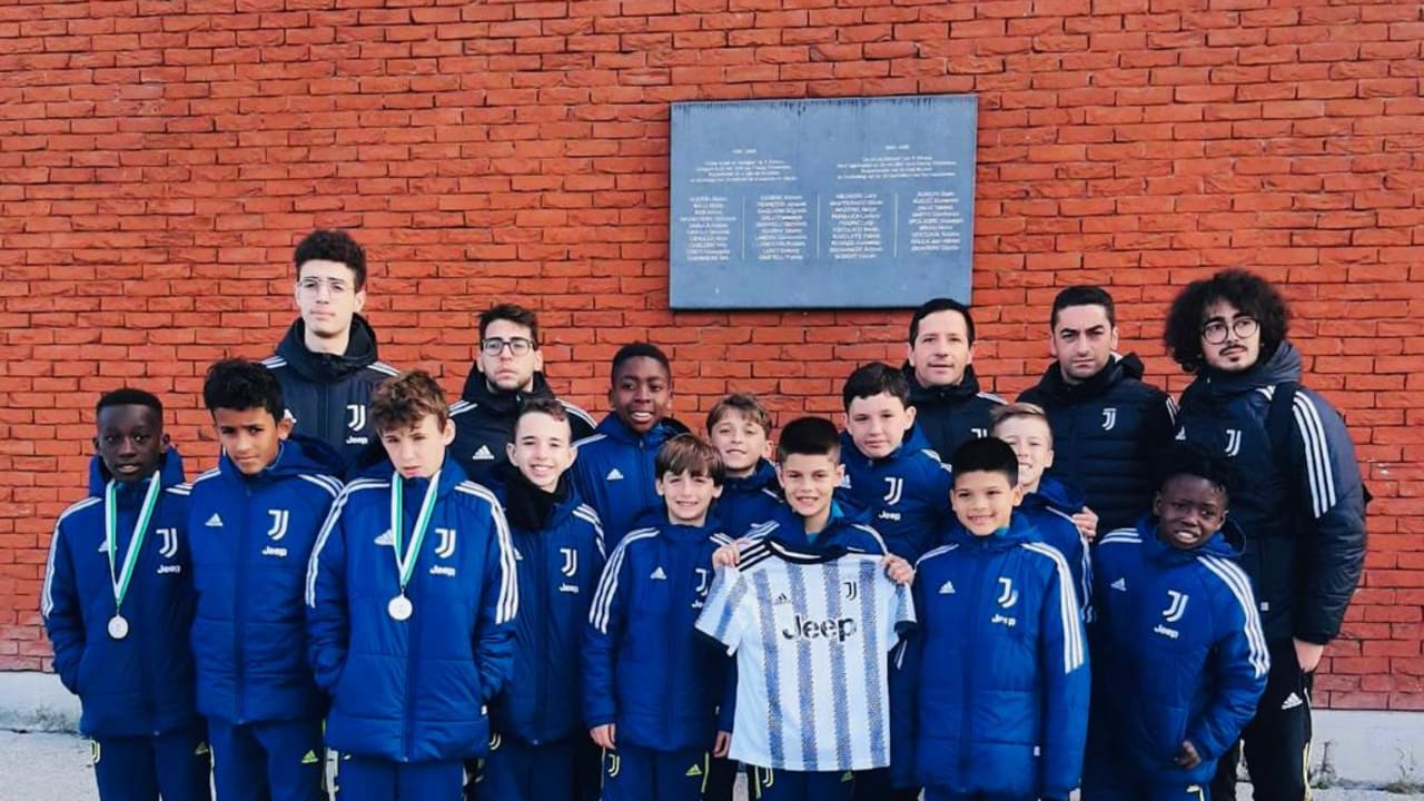 La visita commemorativa dell'Under 10 di Mister Battaglia allo Stadio Heysel