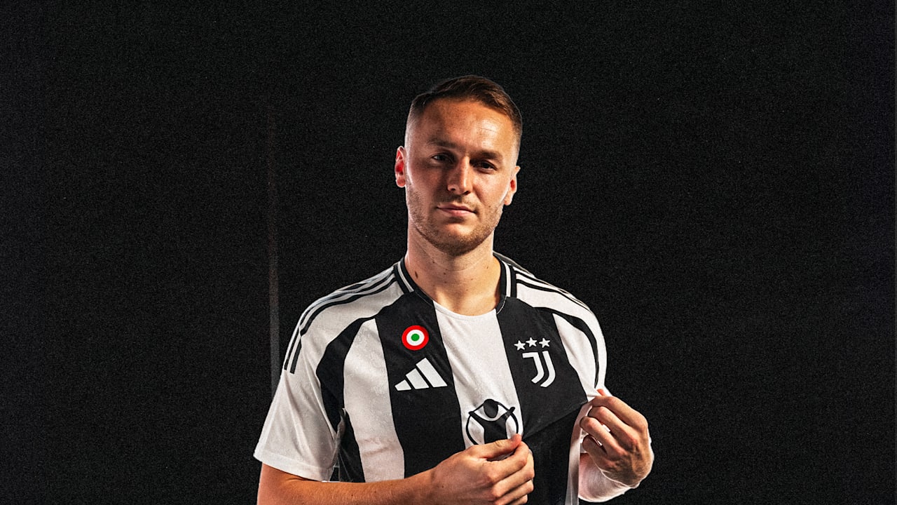 Teun Koopmeiners signs for Juventus! - Juventus