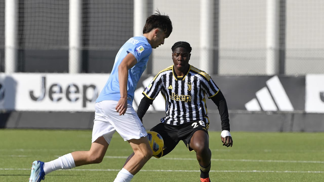 Augusto Owusu in azione durante Juventus Primavera-Lazio Primavera