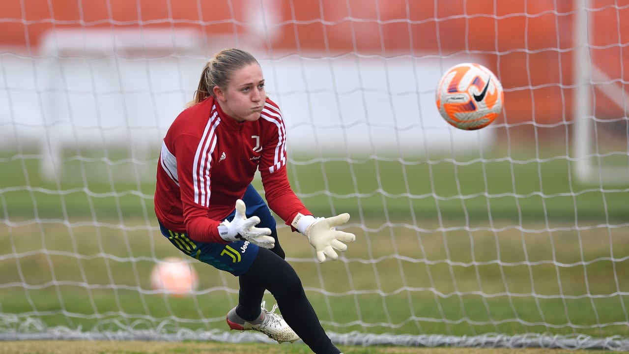 Camilla Forcinella durante un allenamento della Juventus Women