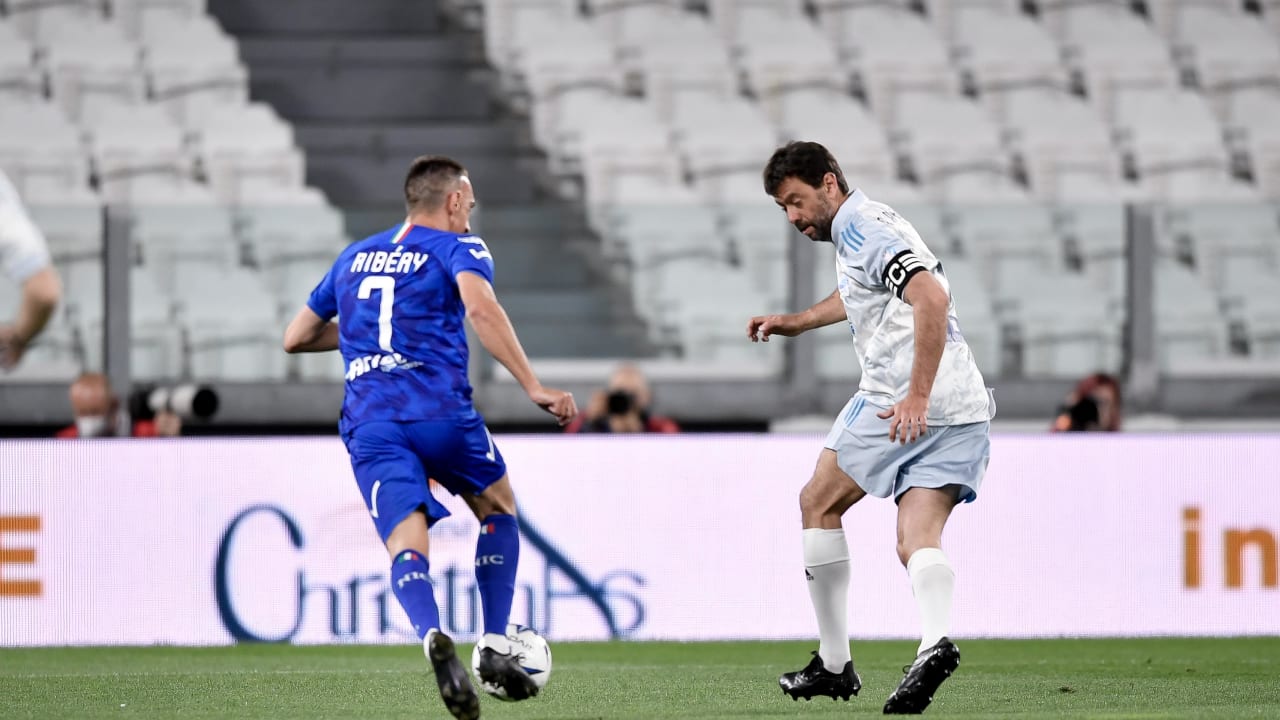  Juventus Women play in Partita del Cuore for research and equality