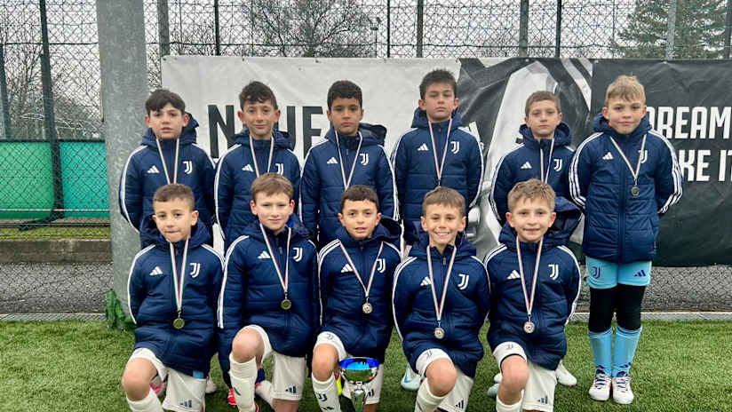 Under 10 Perla