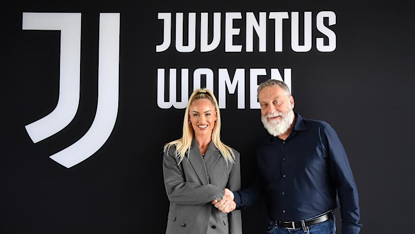 Alisha Lehmann is a Juventus player! - Juventus