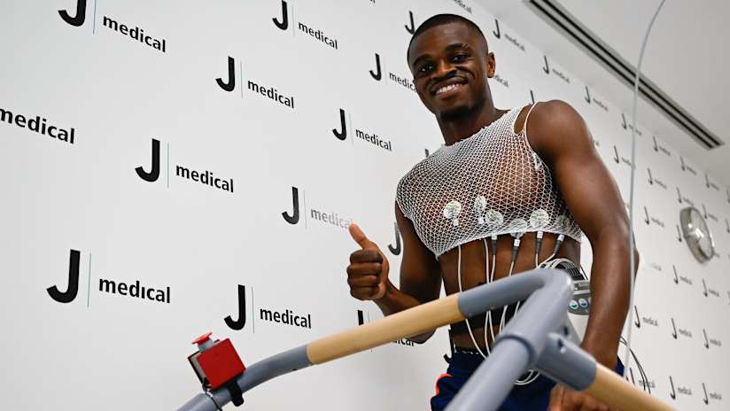 Pierre Kalulu's first day at Juventus