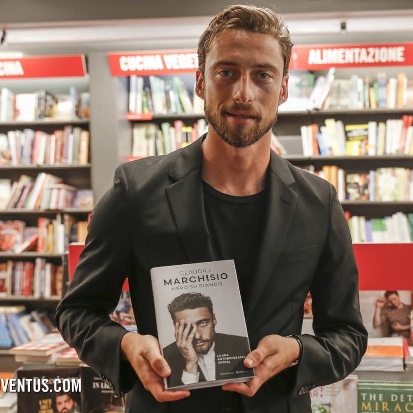 Marchisio meets fans at book signing