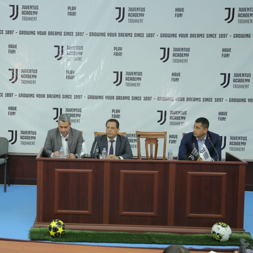 L'inaugurazione della Juventus Academy in Uzbekistan