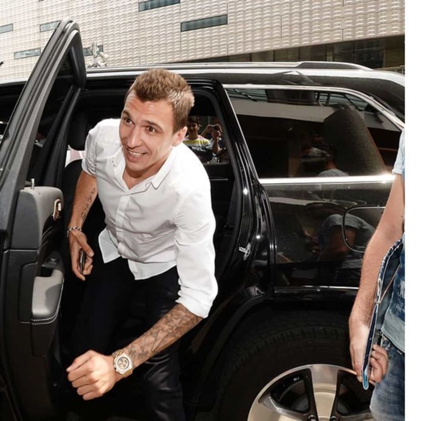 Le visite mediche di Mario Mandzukic