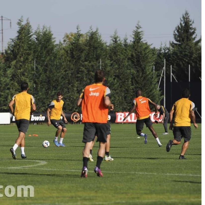 Anche i Nazionali al lavoro - International players rejoin Juve training