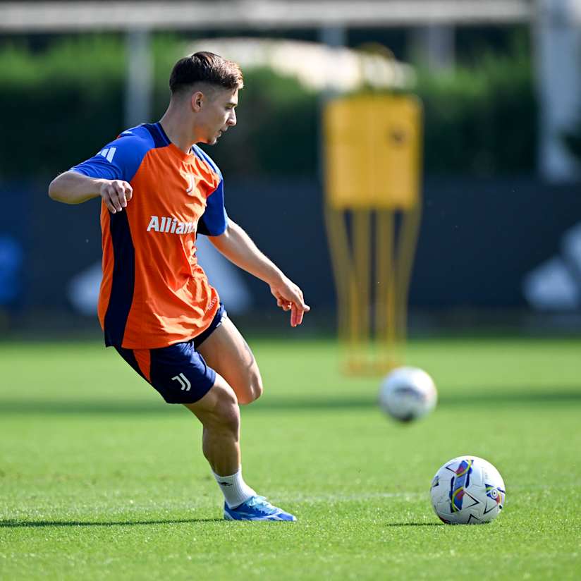 Training Centre | Possession work at Continassa