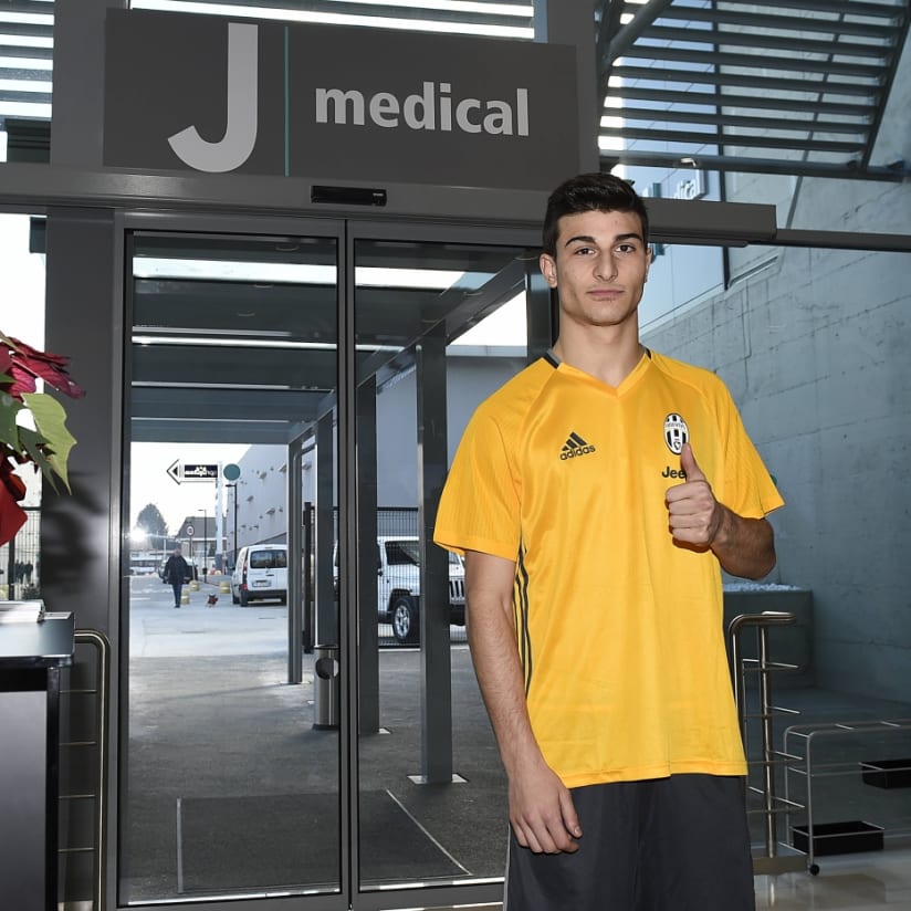 Visite mediche per Riccardo Orsolini