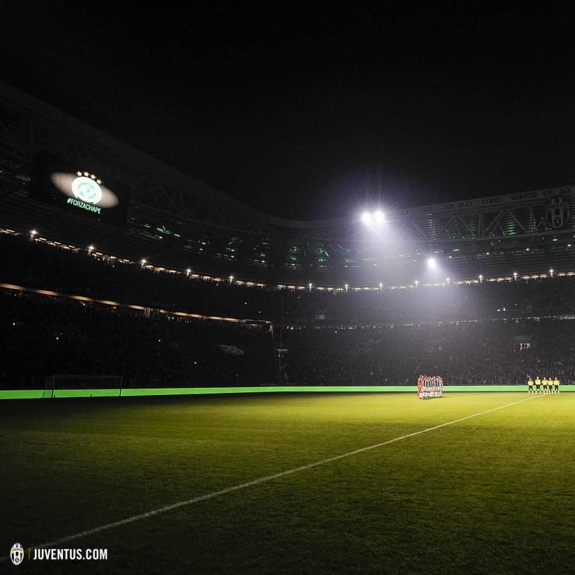 Il minuto di silenzio per la Chapecoense