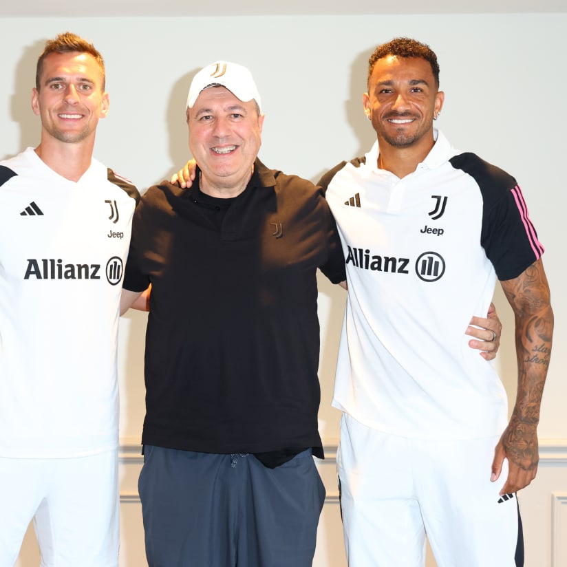 Gallery | Danilo and Milik meet Juventus Official Fan Clubs