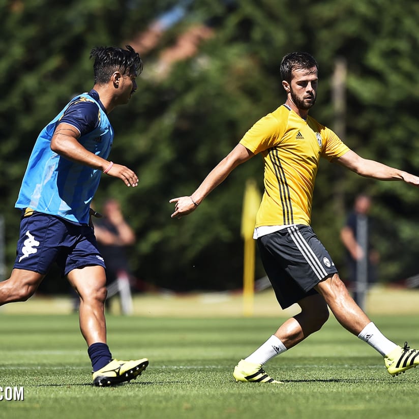 Bianconeri do the business in Vinovo friendly