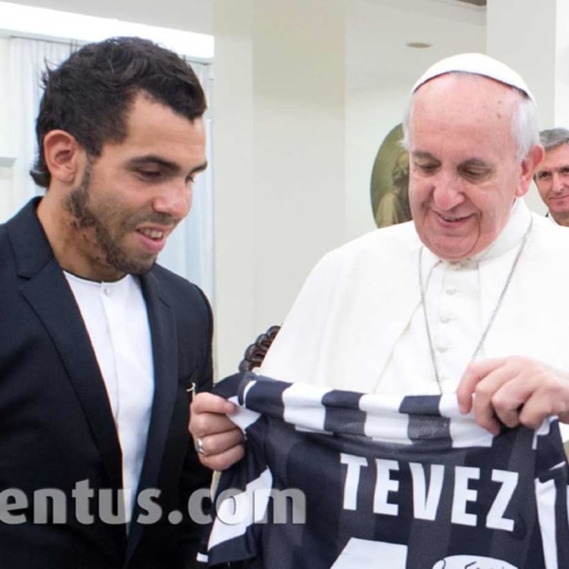 Carlos Tevez in udienza da Papa Francesco - Carlos Tevez meets Pope Francis