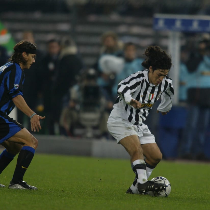 Black & White Stories: Camoranesi vs Inter 