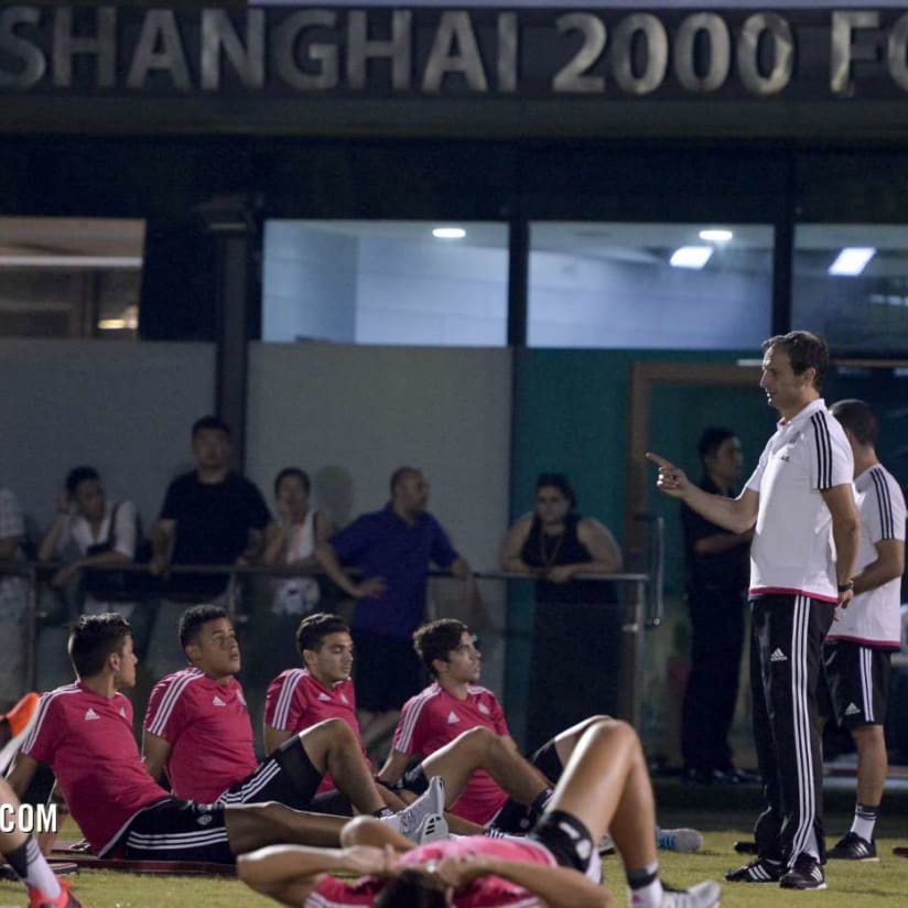 Il primo allenamento a Shanghai