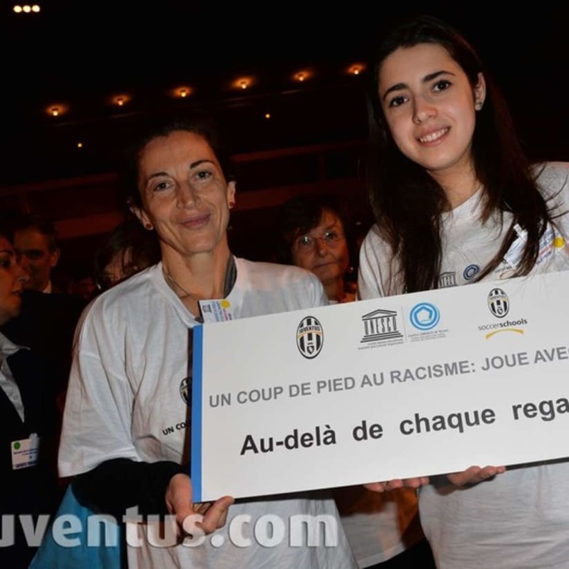 Andrea Agnelli presenta all'UNESCO “Un calcio al razzismo – Gioca con me”