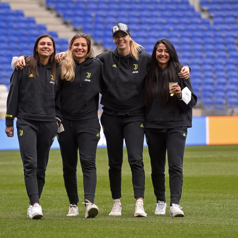 GALLERY | JUVE WOMEN SET OFF FOR LYON | UWCL