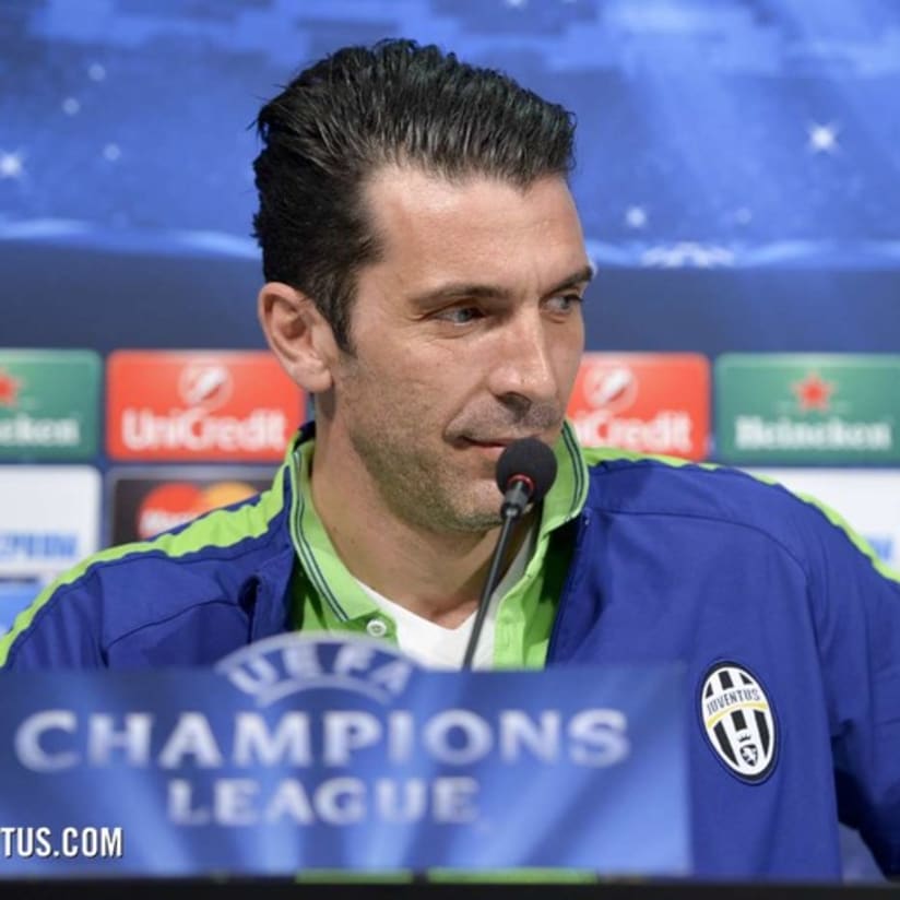 Buffon in conferenza alla vigilia del Borussia