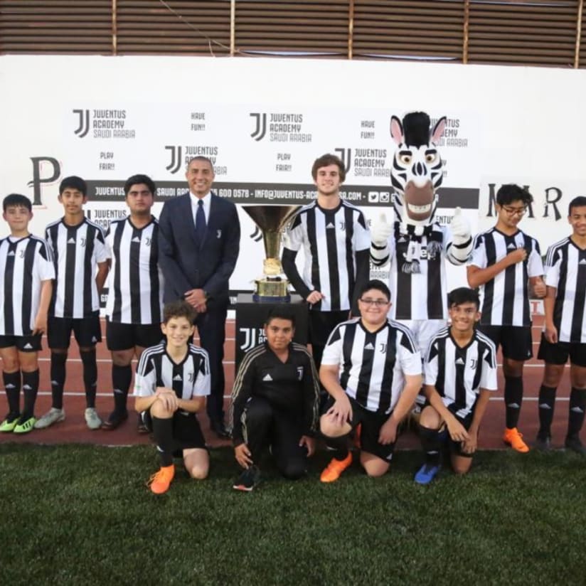 Trezeguet visits Juventus Academy Jeddah