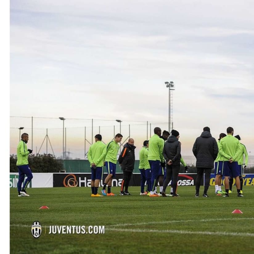 La rifinitura a Vinovo alla vigilia di #JuveAtletico