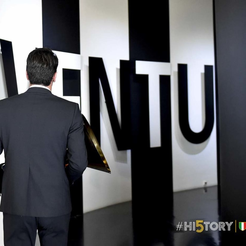 La coppa dello Scudetto allo Juventus Museum