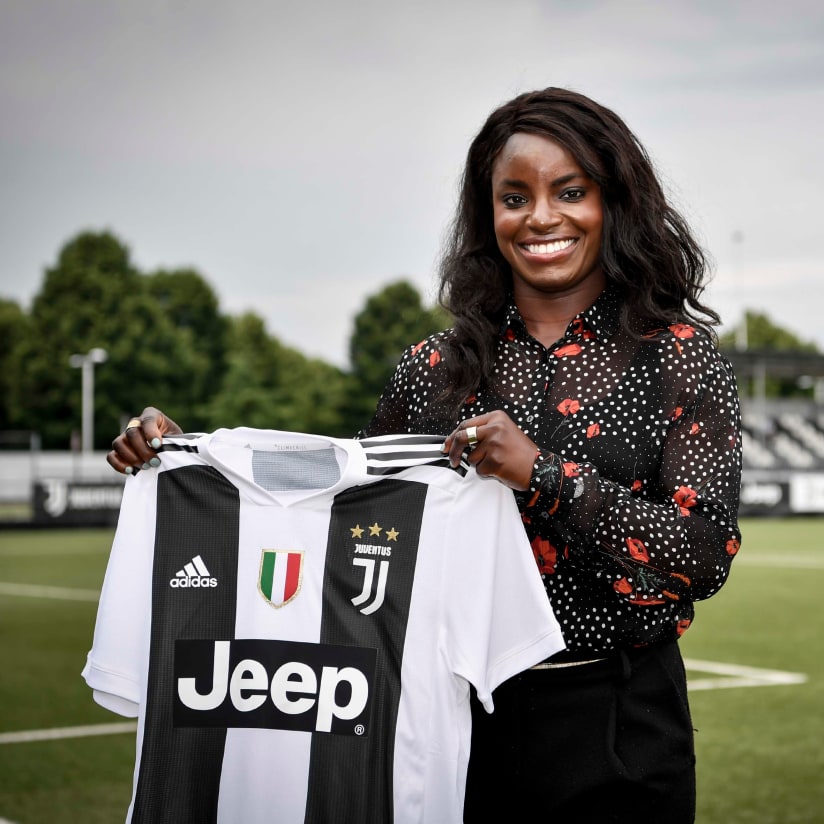 Eniola Aluko bergabung dengan Juventus Wanita!