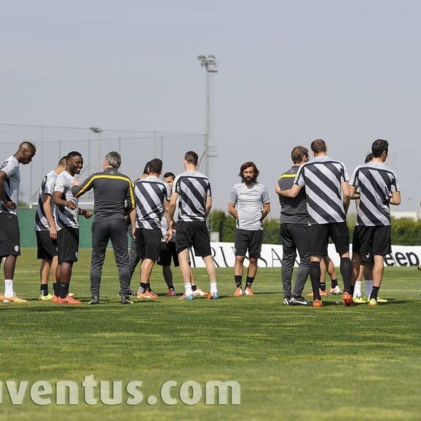 #JuveOL, la rifinitura dei bianconeri a Vinovo -  Final Bianconeri preparations in Vinovo