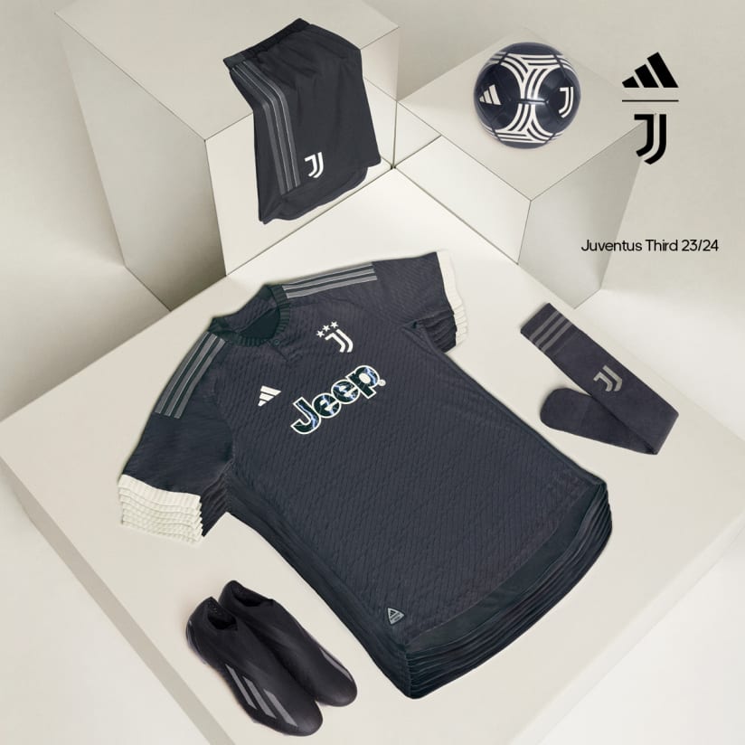 JUVENTUS PALLONE CLUB THIRD - Juventus Official Online Store