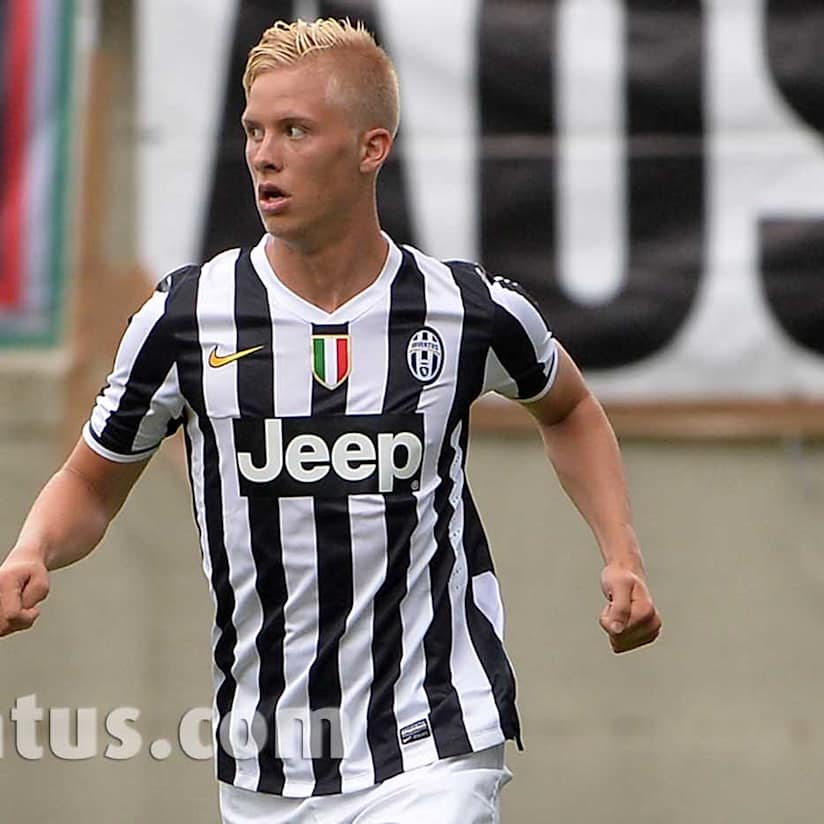 Magnusson joins Cesena on loan