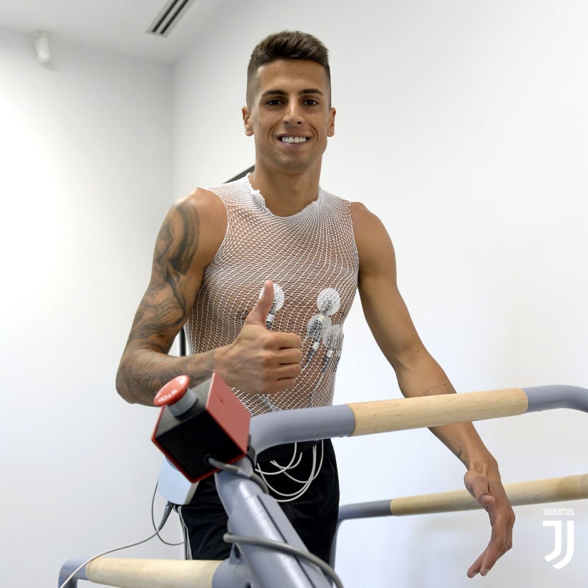 Le visite mediche di Cancelo