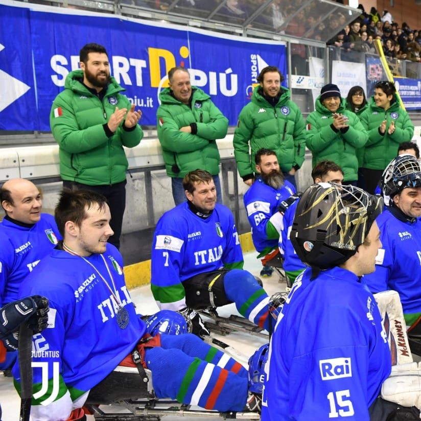 Nedved visits Para Ice Hockey Tournament in Torino