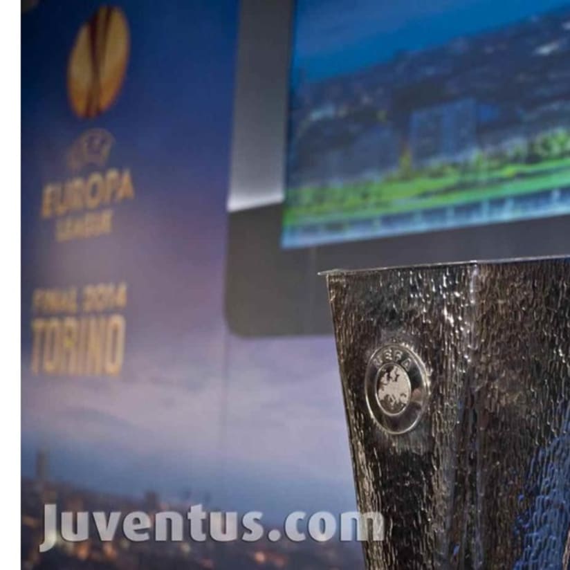 Il trofeo UEFA Europa League arriva a Torino - UEFA Europa League trophy arrives in Turin