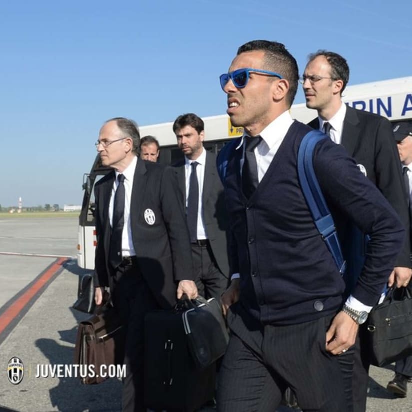 Juve touch down in France!
